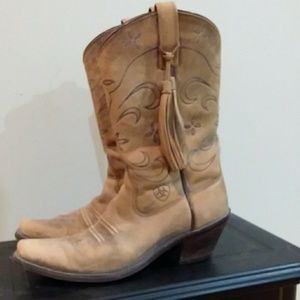 Ariat Cowgirl Boots